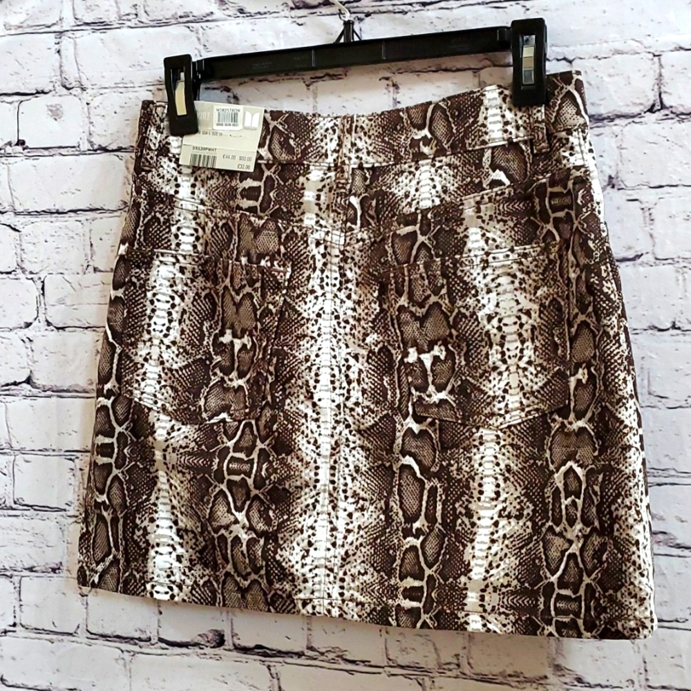 Topshop Moto Snakeskin Denim Mini Skirt Size 6 NWT - Picture 5 of 7